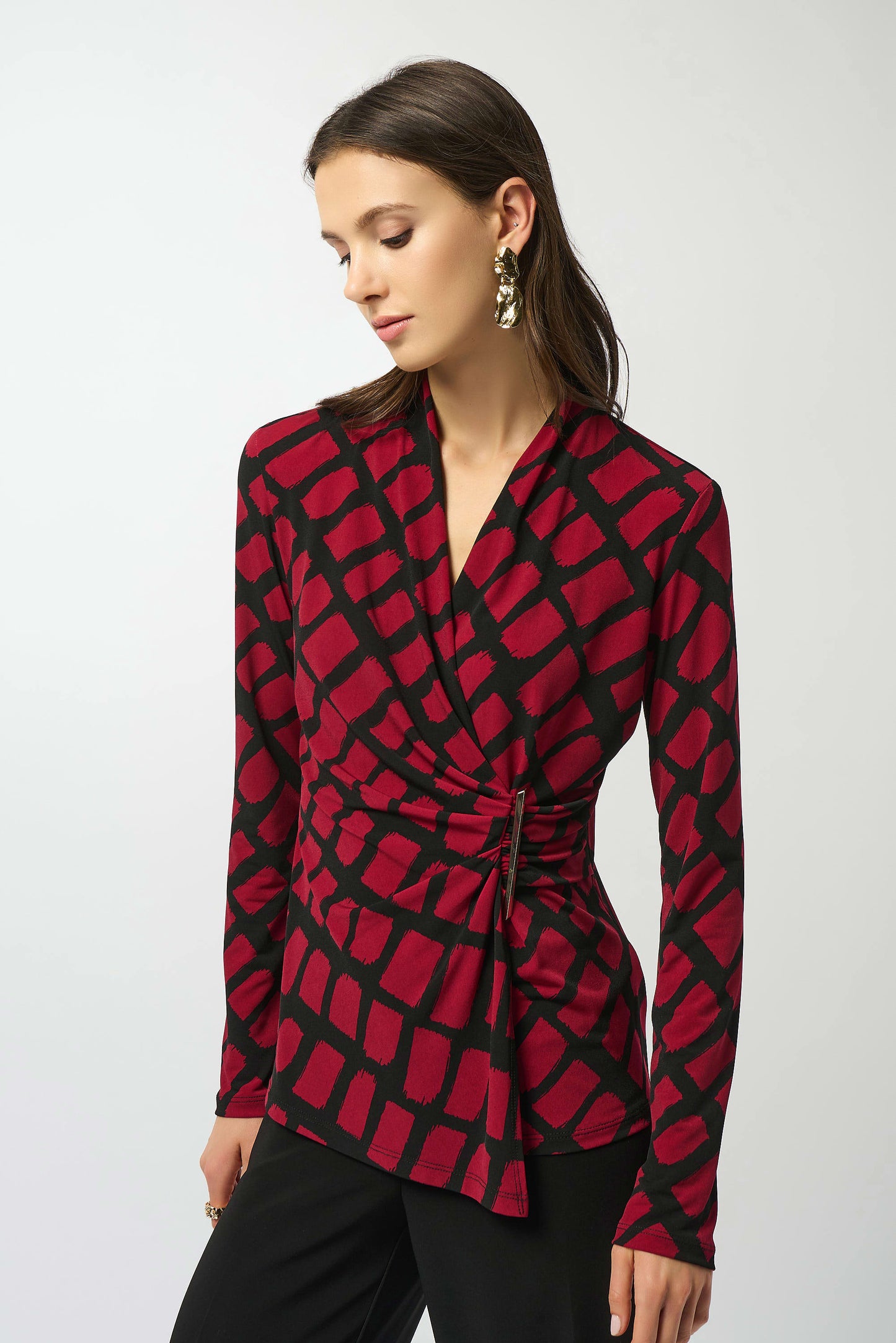 Silky Knit Geometric Print Fitted Wrap Top