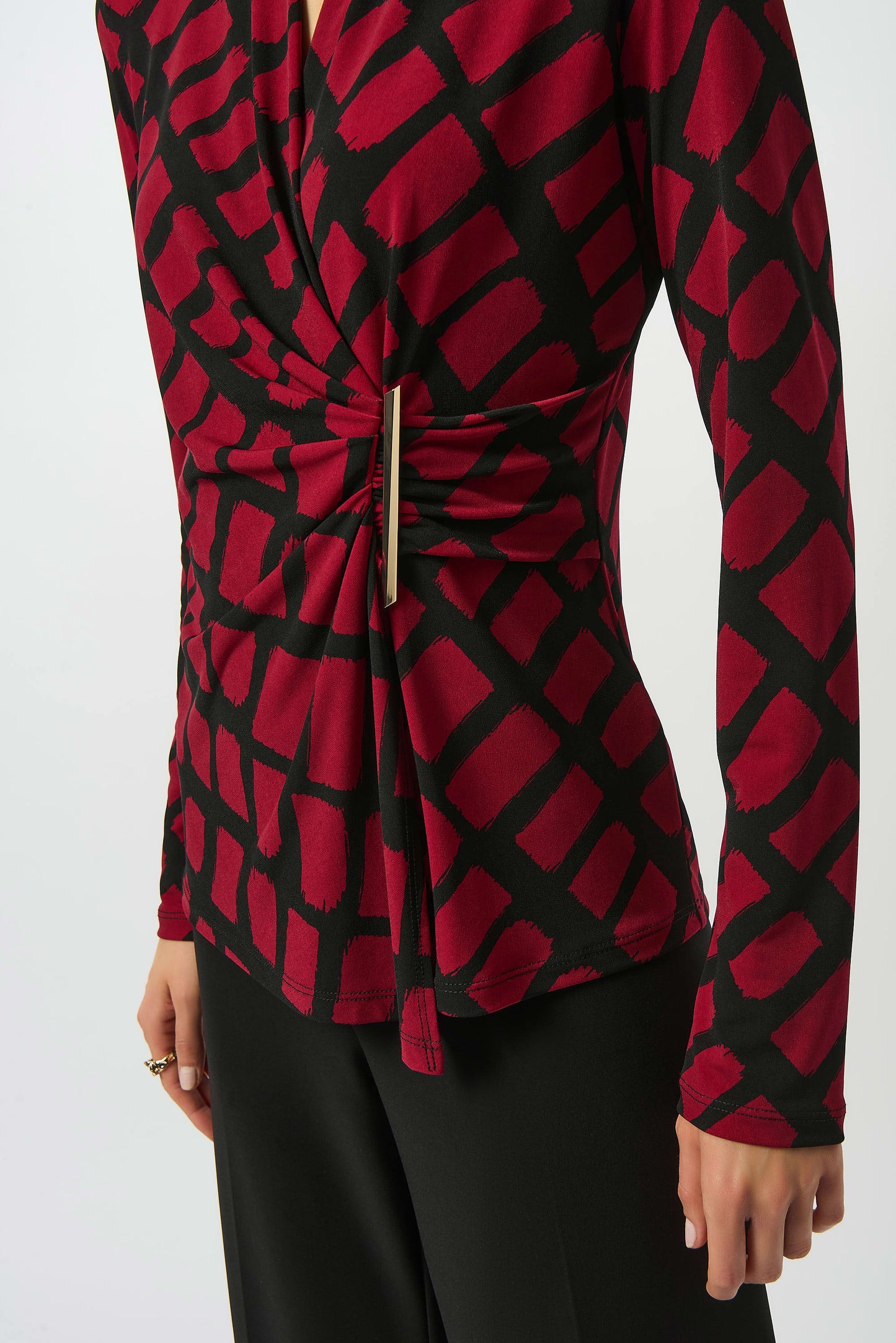 Silky Knit Geometric Print Fitted Wrap Top