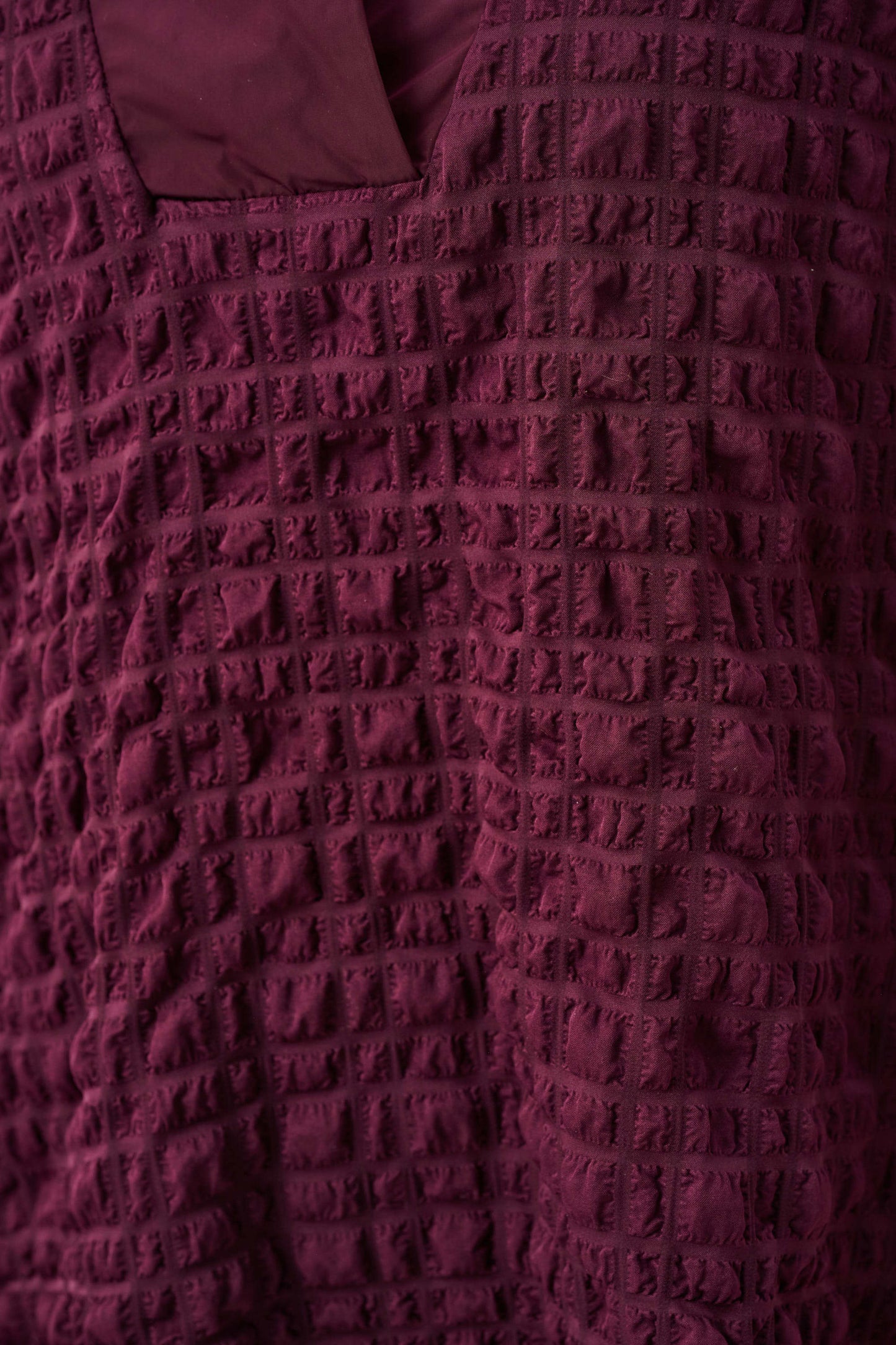 Bubble Jacquard & Memory Straight Top