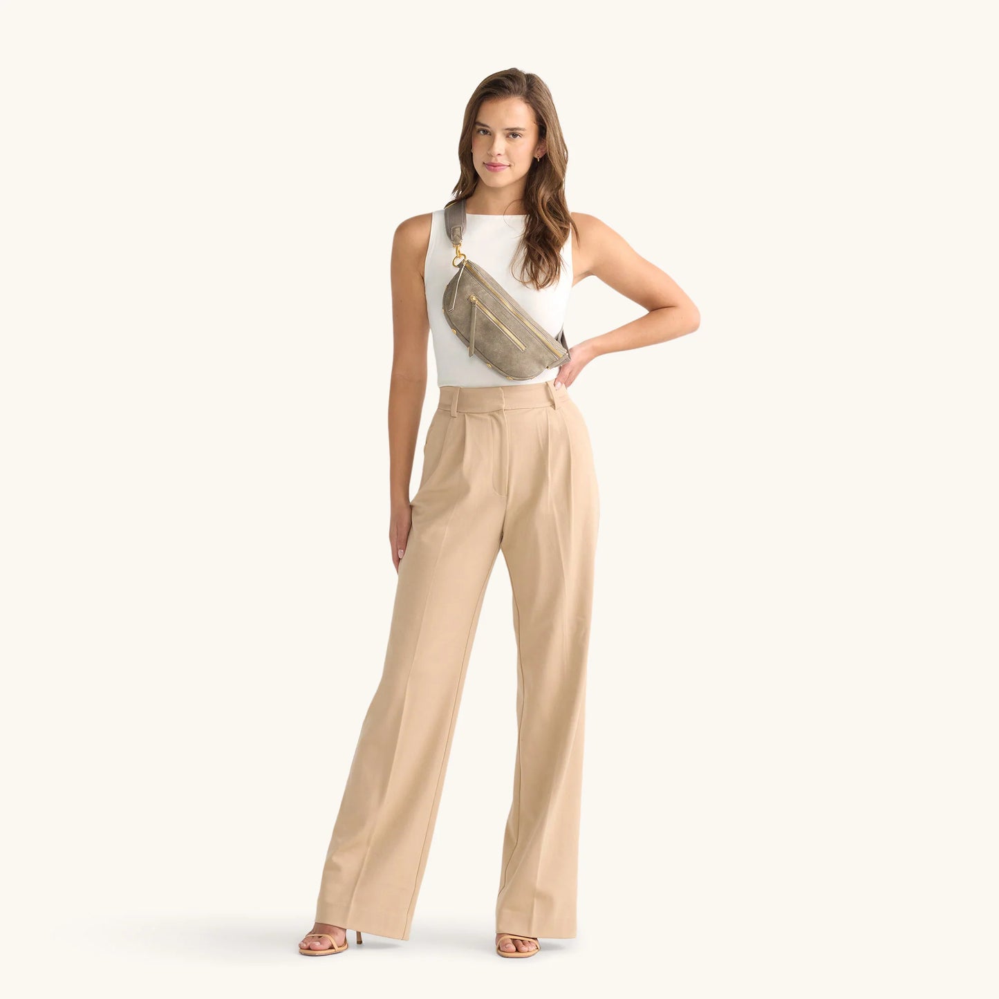 Charles Crossbody Medium