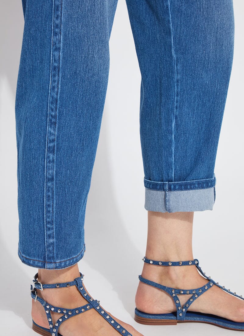 Barrel Crop Denim