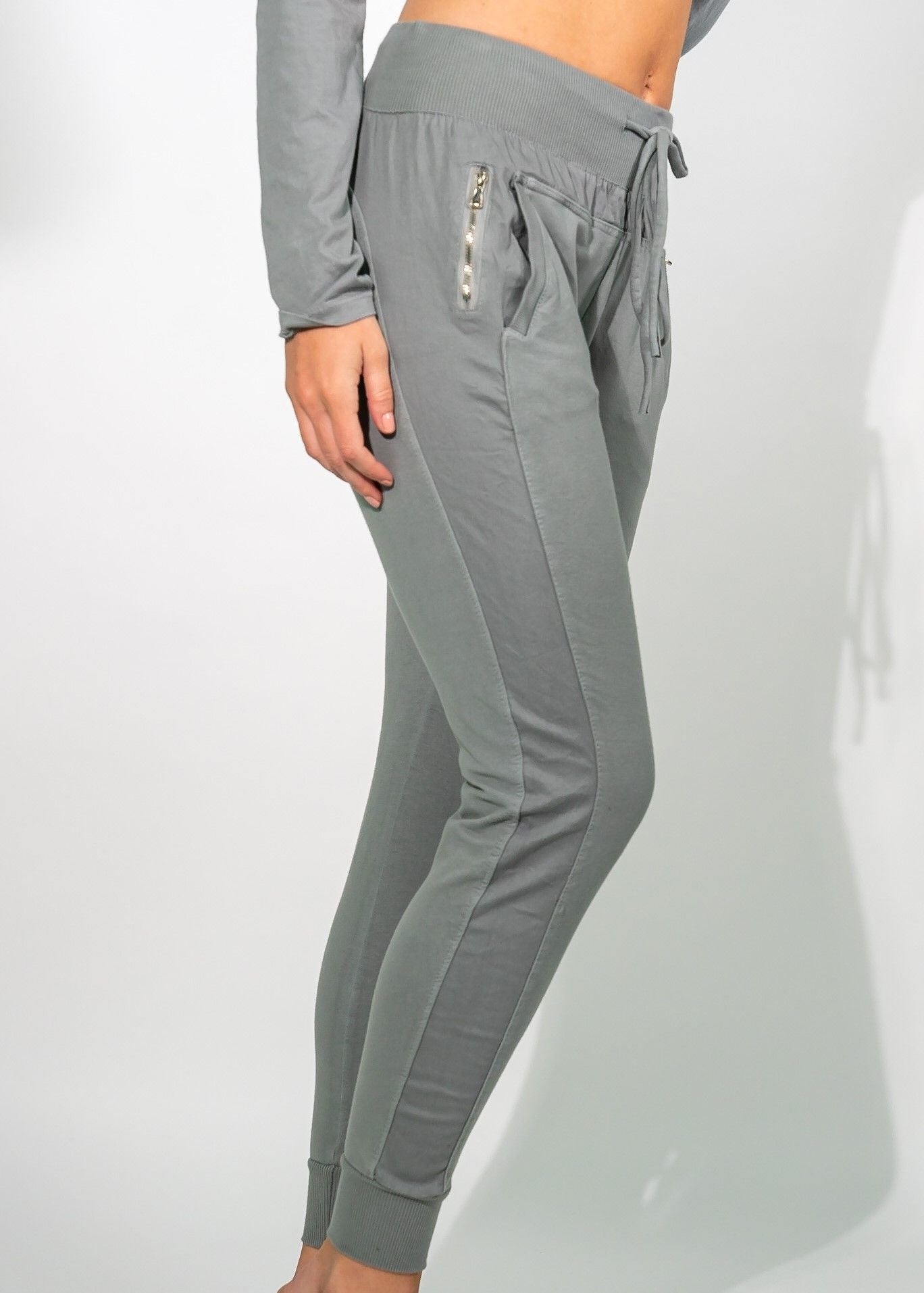 The Ultimate Joggers-Med Grey