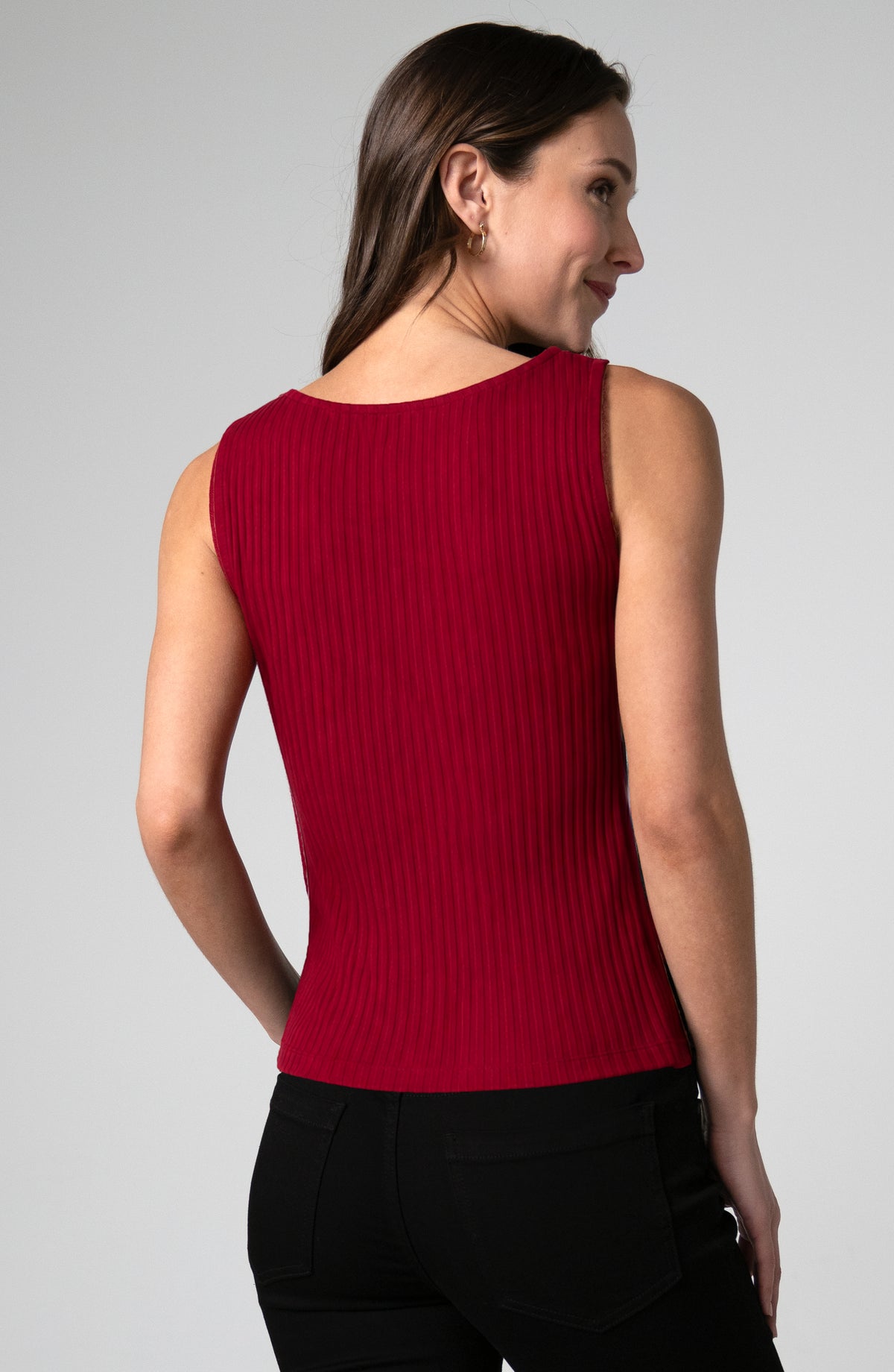 Sleeveless Boat Neck