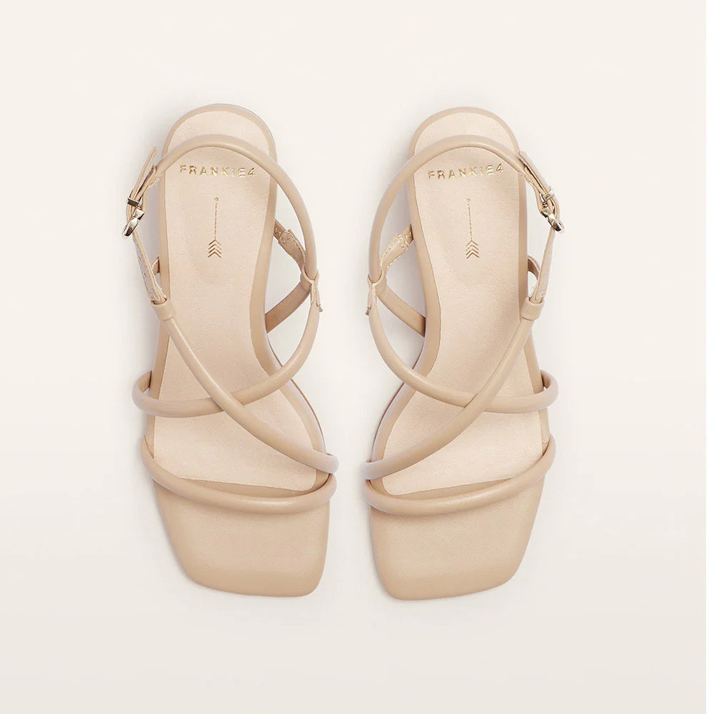 Lottie Heel