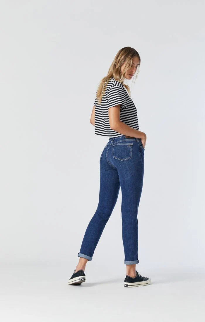 Kathleen Slim Boyfriend Jean 28"