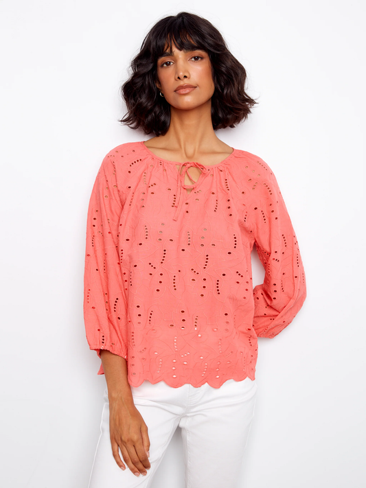 3/4 Sleeve Raglan Sleeve Blouse