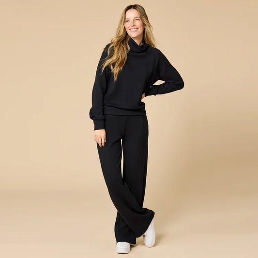 DreamTech Mock Neck w/ Pleat Pant