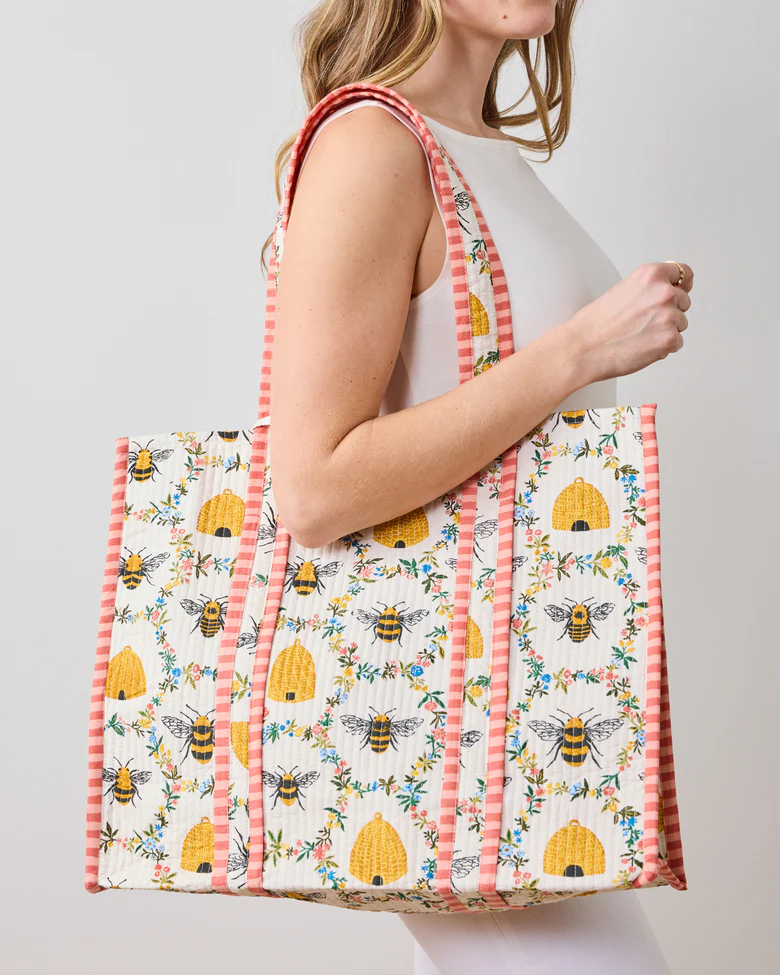 The Traveler Tote in Sweet Bee