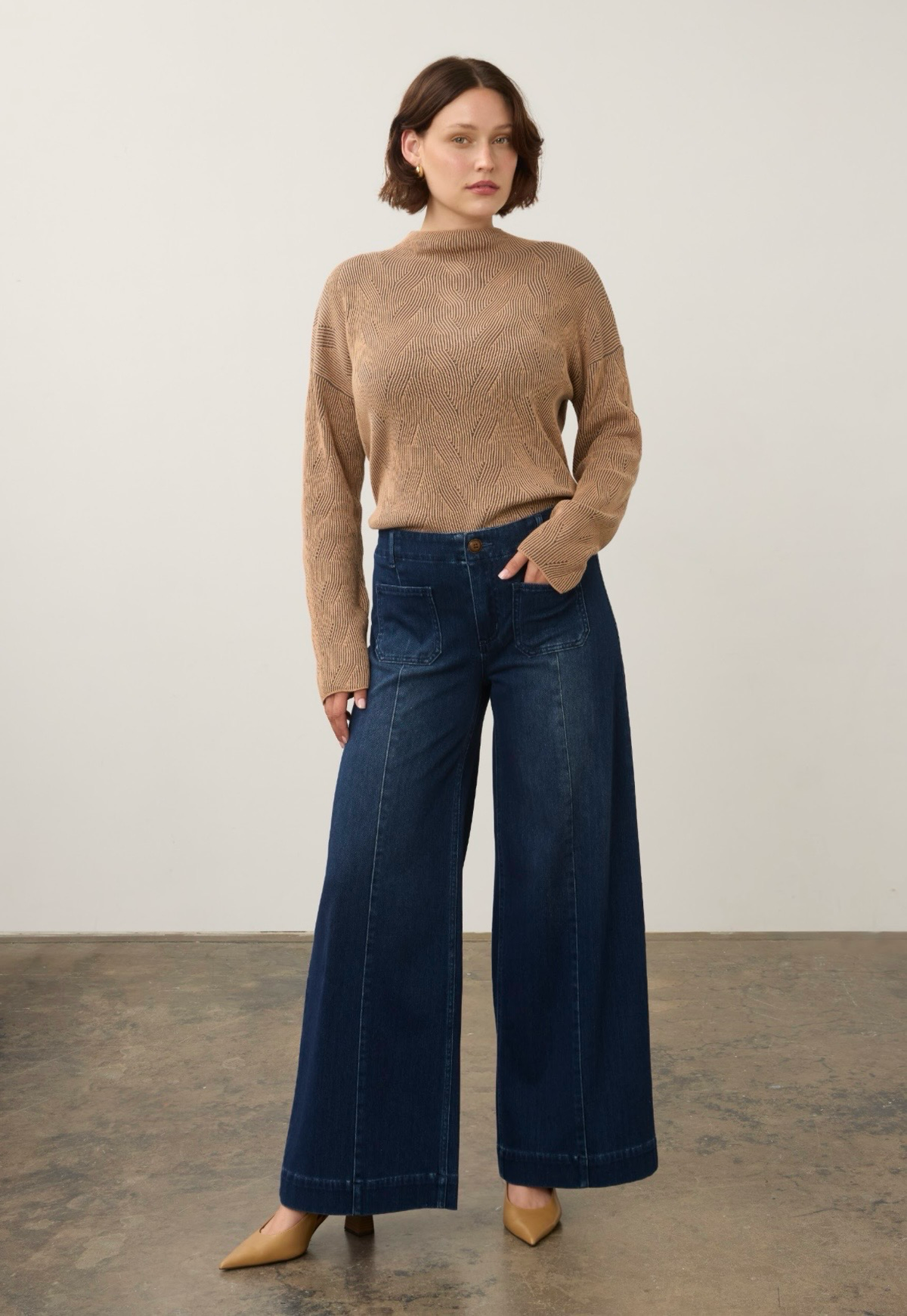 Pull-On Wide Leg Jean