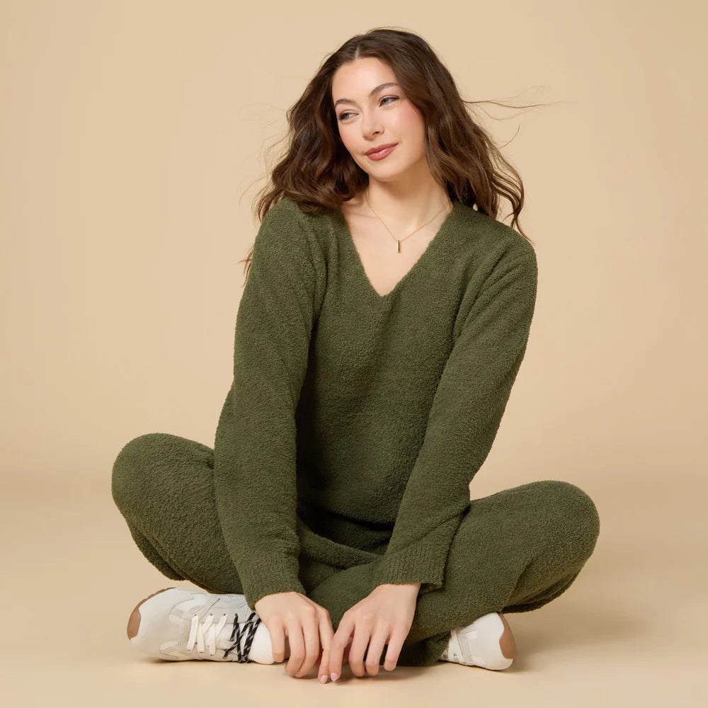 Solid Marshmallow V-Neck Lounge Set