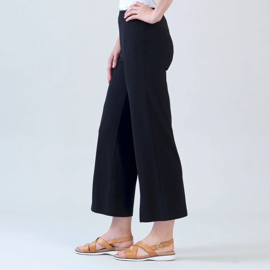 Relaxed Kick Front Slit Ankle Pant