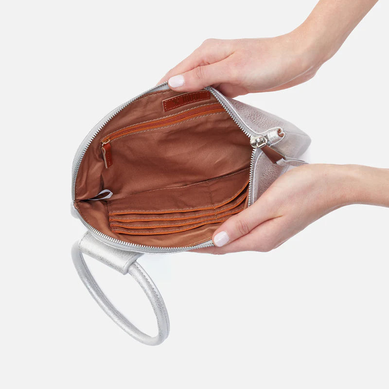 Sable Wristlet