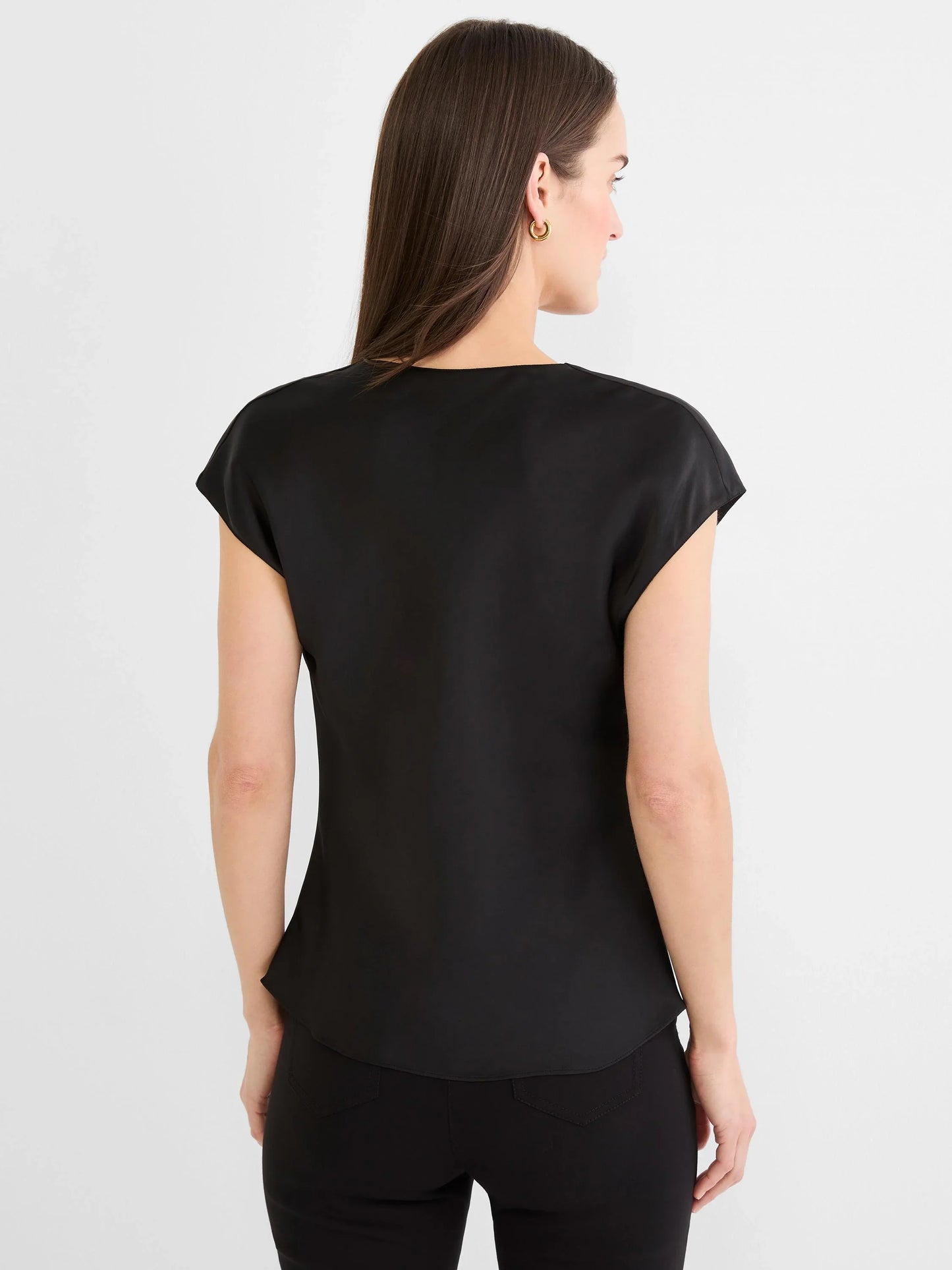 Drape Neck Day Gloss Tee