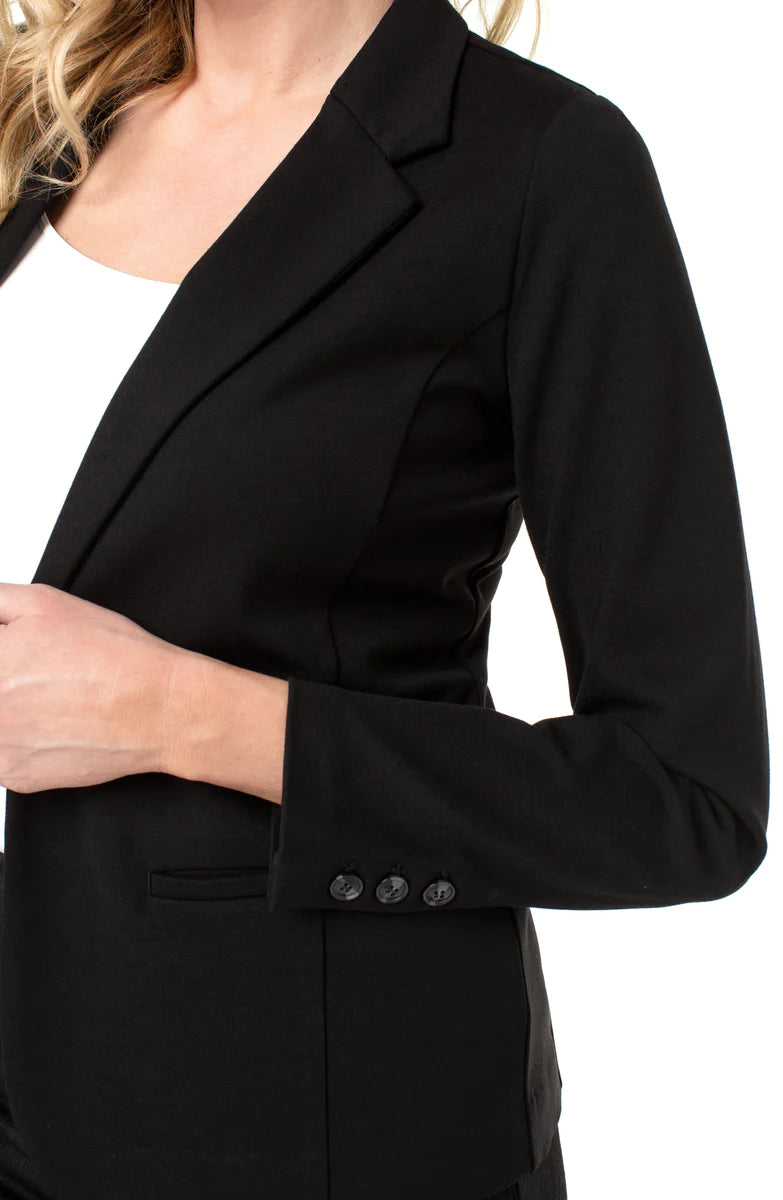 Fitted Blazer