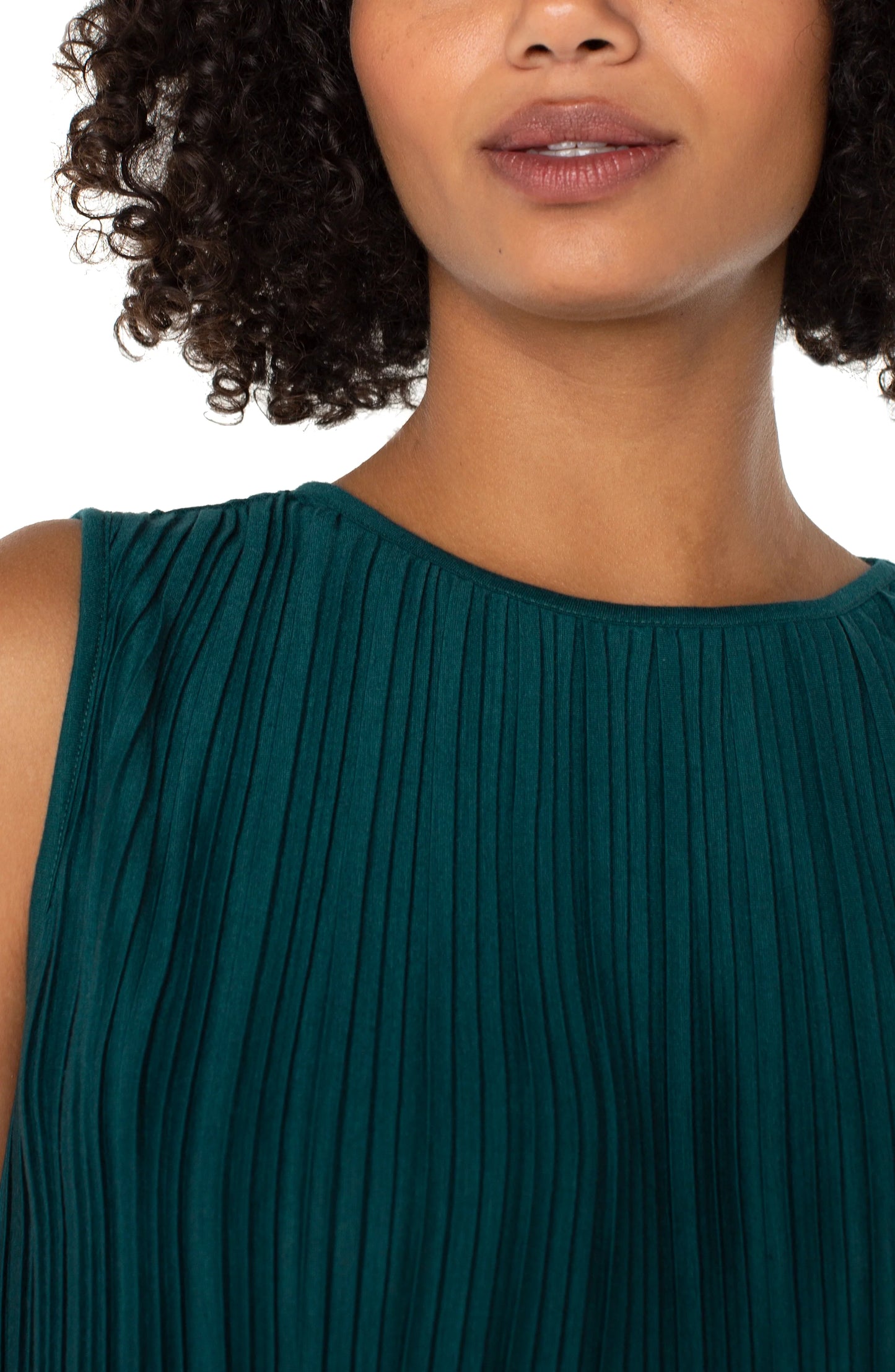 Sleeveless Crew Neck Knit Top