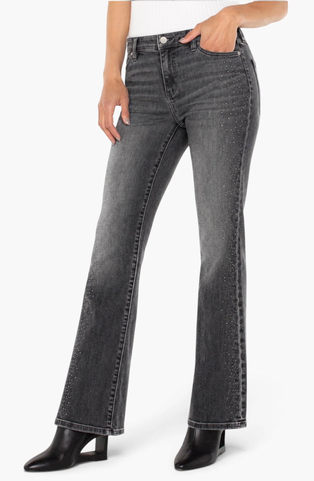 Lucy Bootcut 30"