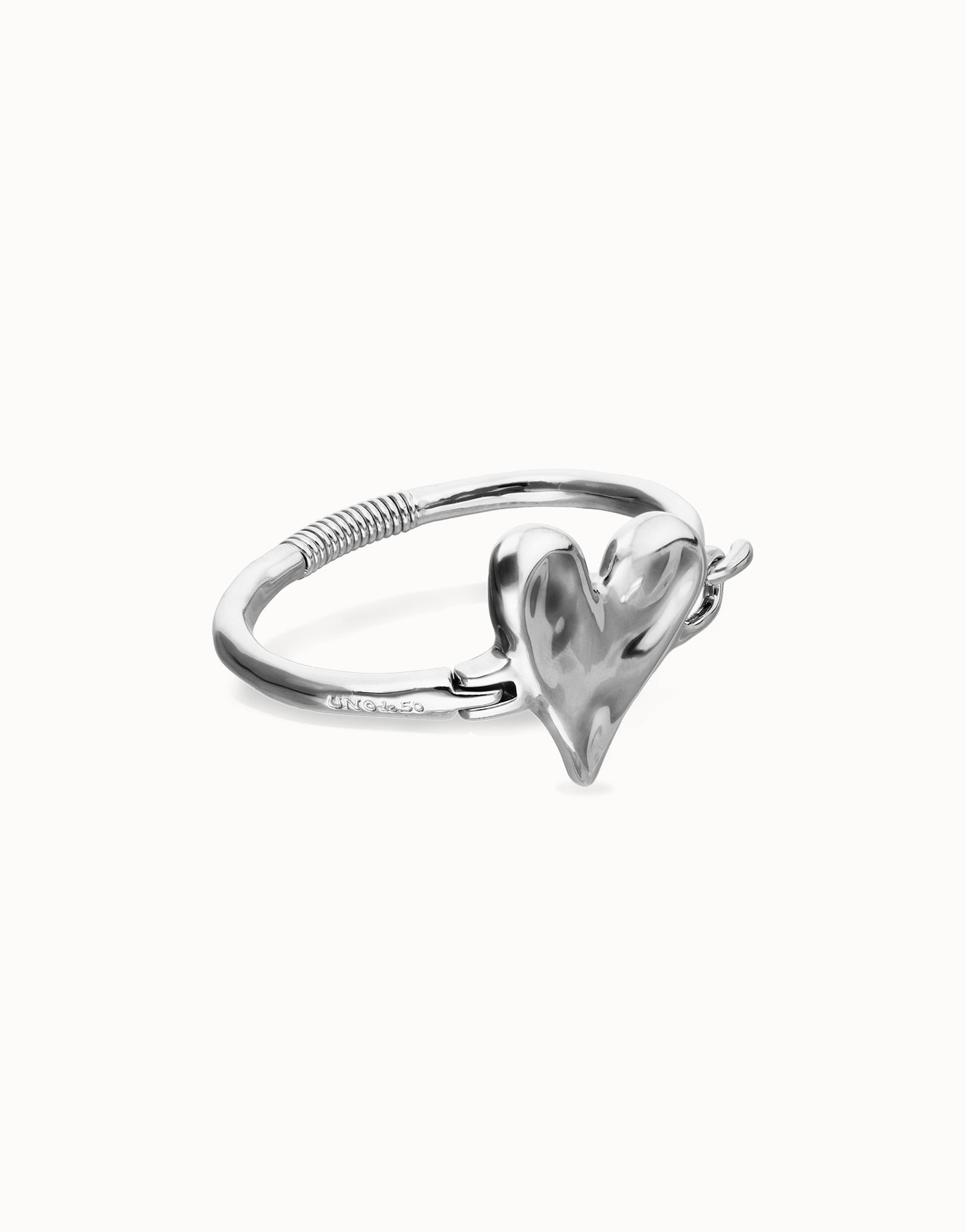 Beat - Bangle Bracelet with Heart Detail