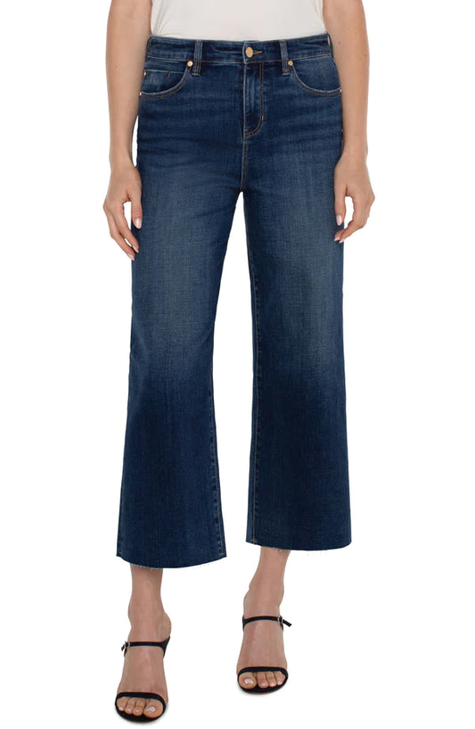 Stride Hi Rise Crop with Cut Hem