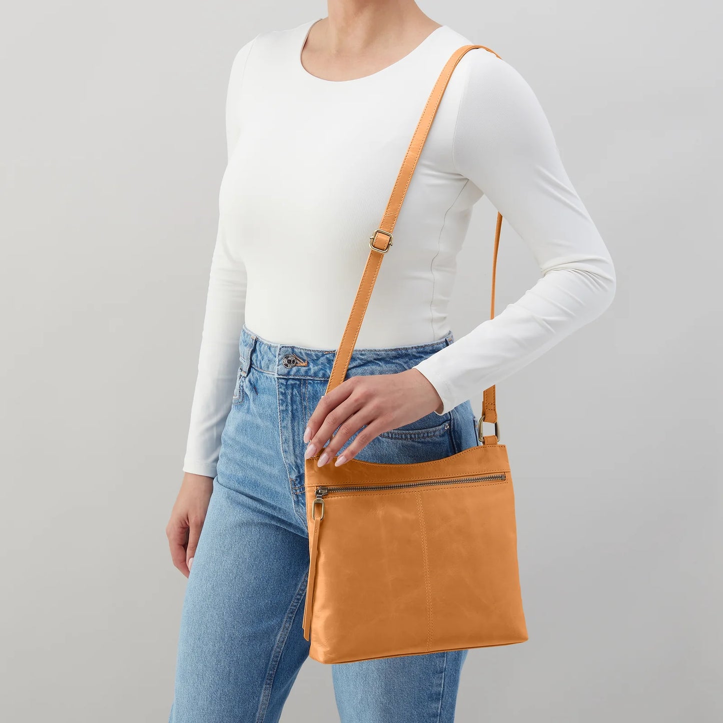 Cambel Crossbody