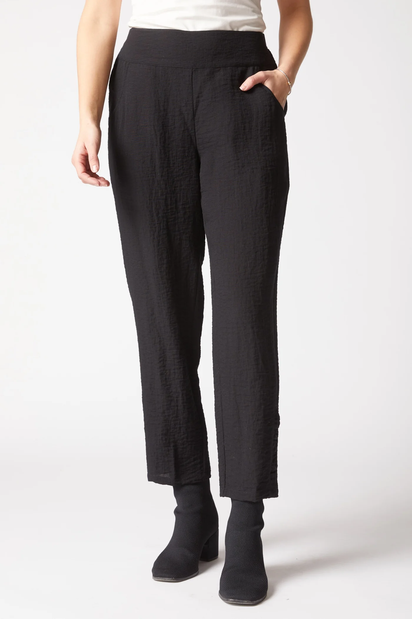 Express Trael Ruched Ankle Pant