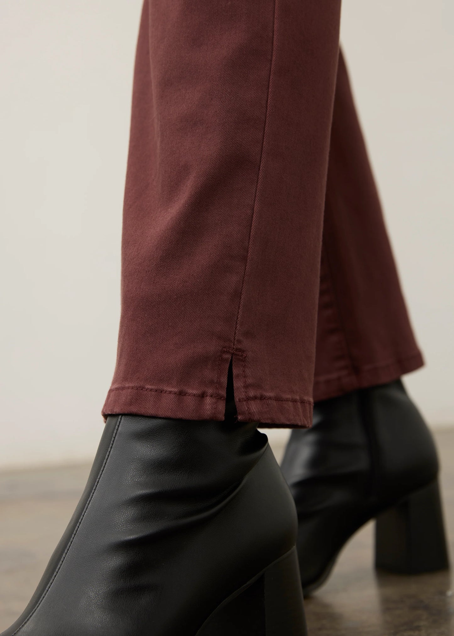 Olivia Ankle Bootcut Jean