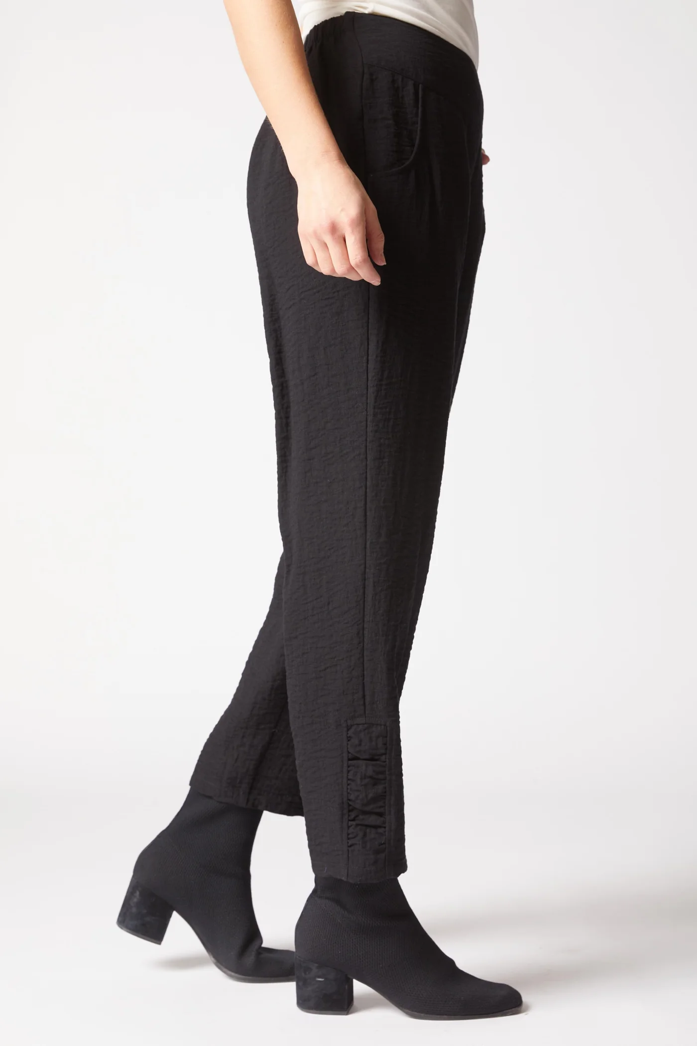 Express Trael Ruched Ankle Pant