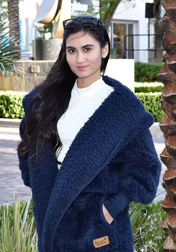 Hooded Plush Wrap PETITE
