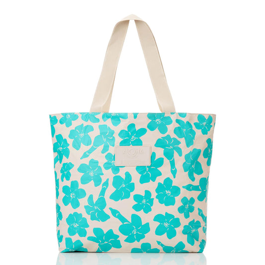 Day Tripper - Puakenikeni Buds