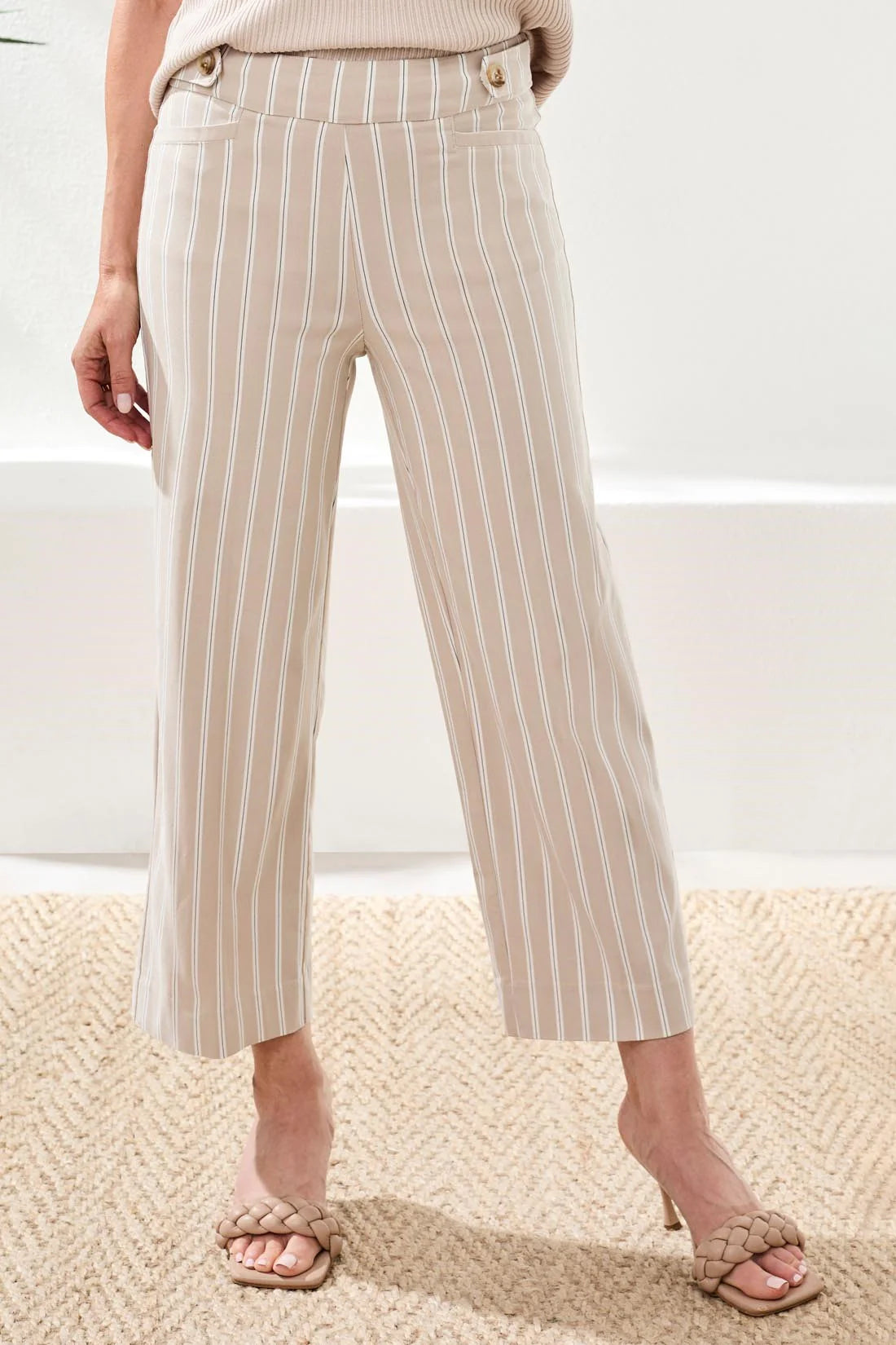 Bengaline Stripe Pull On Capris
