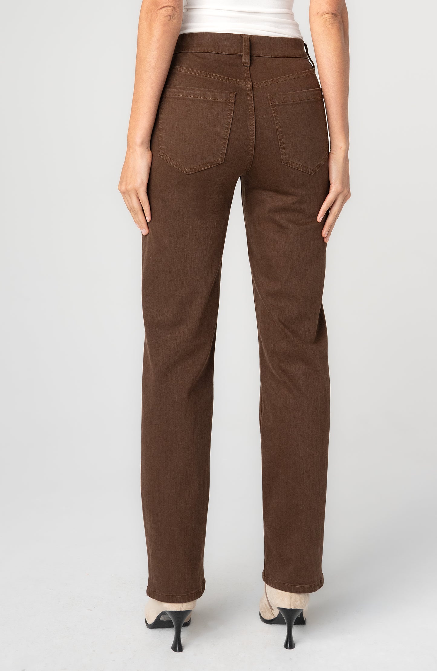 Kennedy Comfort Waist Straight Leg Jeans