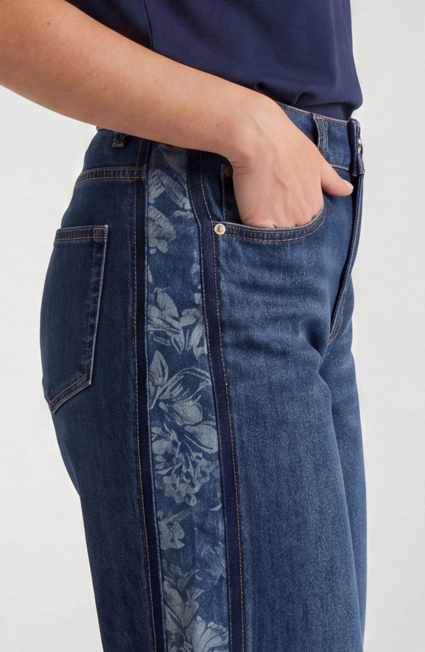 Stride with Jacquard Blocking