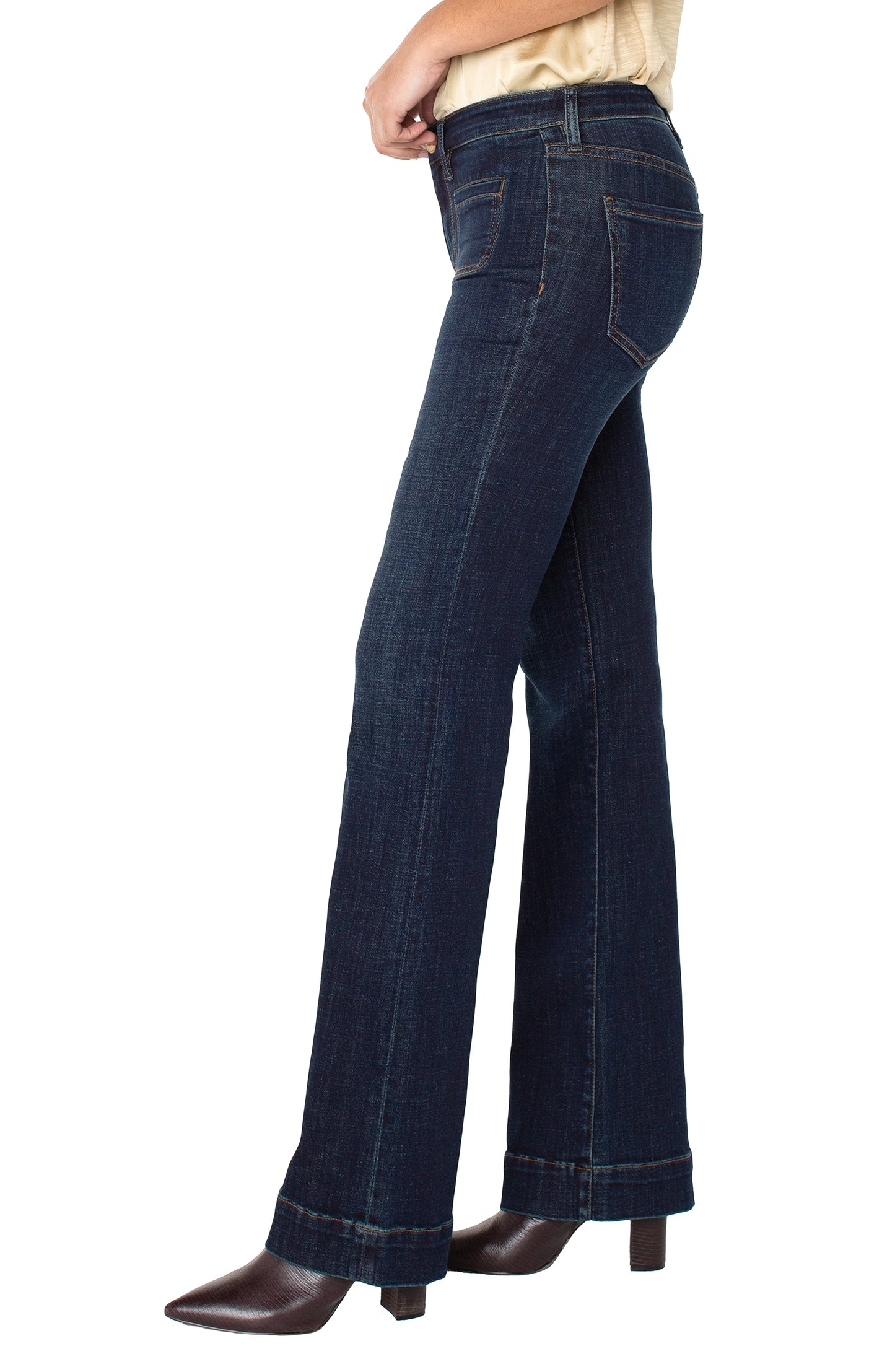 Lucy Bootcut With Vintage Pockets 34"