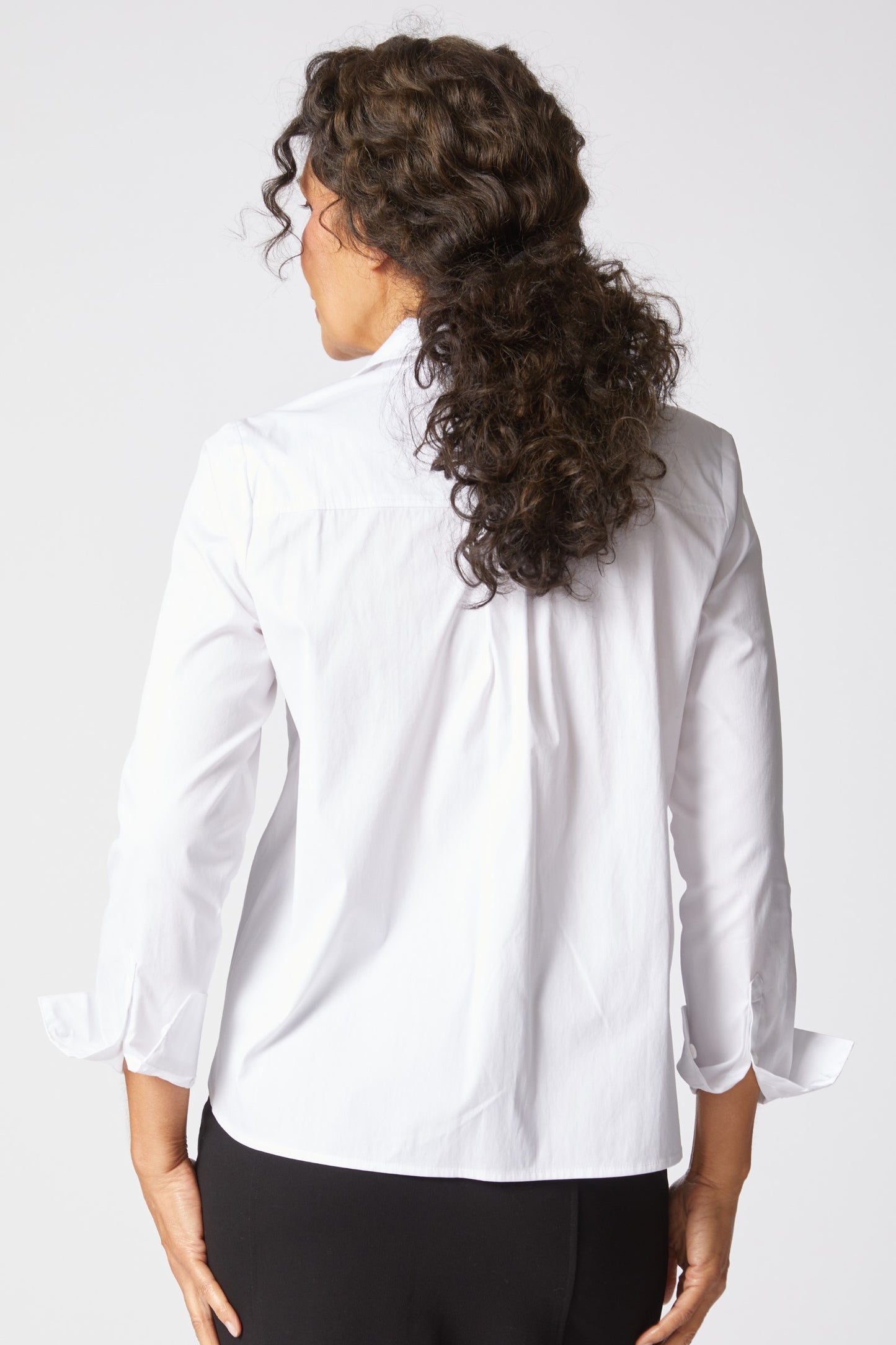 Perfect Travel Shaped Hem Shirt