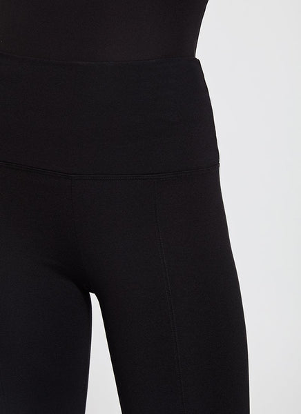 Signature Center Seam Legging