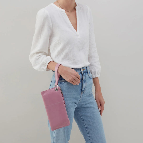 Vida Wristlet