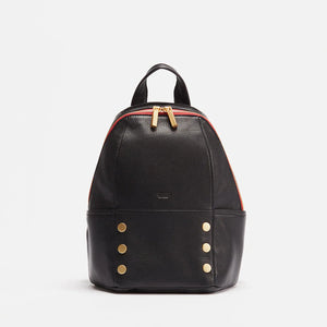 Hunter Medium Backpack